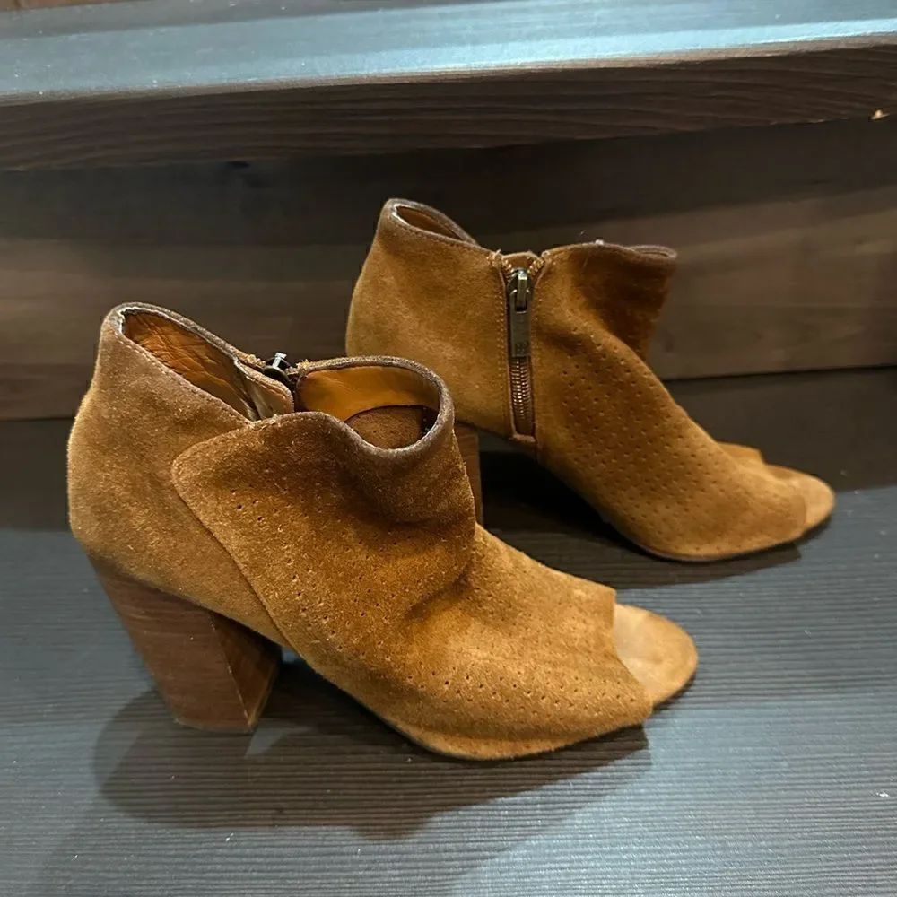 Jessica Simpson Booties